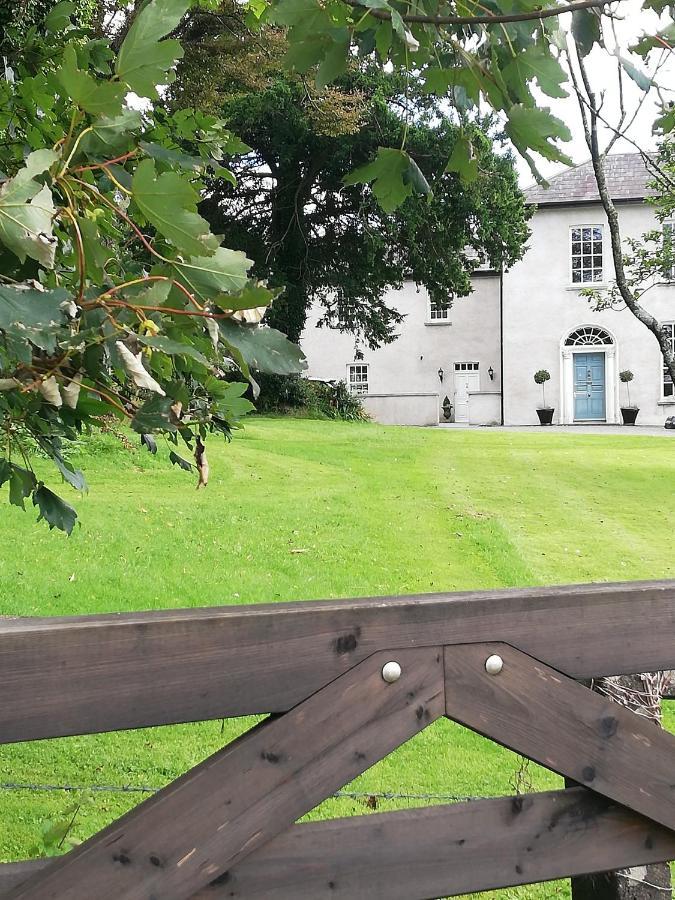 Next Door At Broomfield House ミドルトン エクステリア 写真